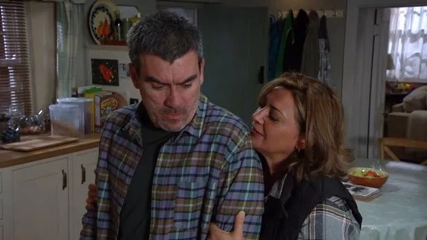 Emmerdale fans ‘convinced’ Moira Dingle doesn’t have alcohol problem – but is seriously ill