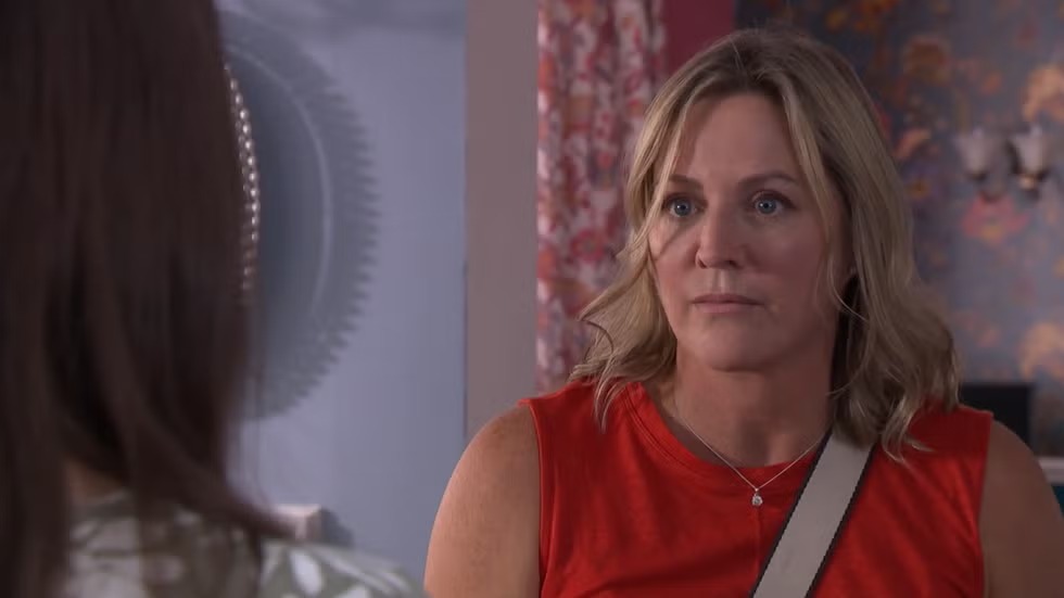 Hollyoaks’ Suzanne makes shock decision about Frankie