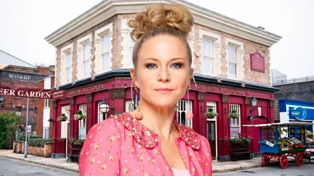 EastEnders legend feared dead as paramedics race to the Square