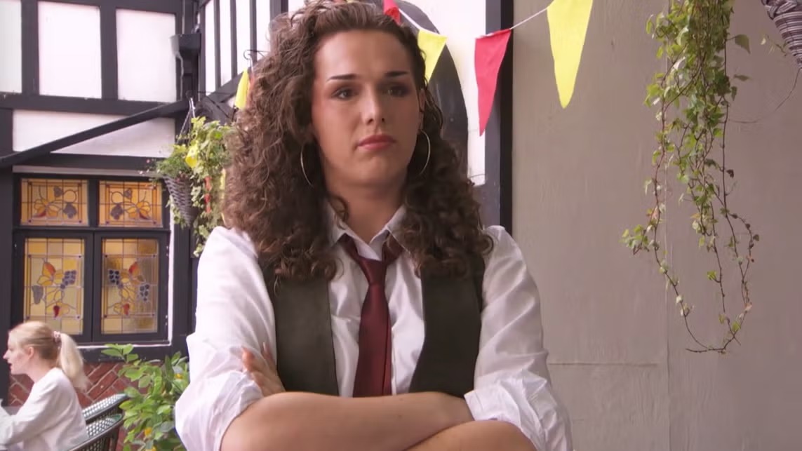 Hollyoaks star Iz Hesketh responds to Kitty and Ella theory that won’t go away