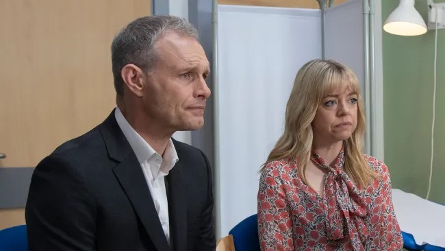 Toyah receives a major update about her cancer in emotional Coronation Street scenes