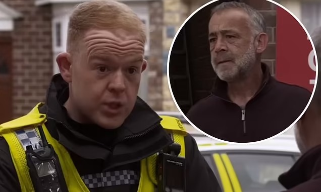 Coronation Street fans left ‘yelling at the screen’ by ‘insulting and far-fetched’ Craig Tinker blunder – fuming ‘who writes this garbage?!’