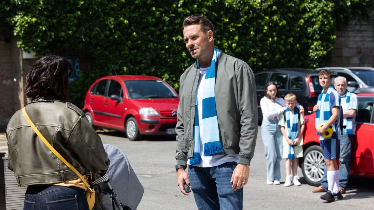 Hollyoaks spoiler: Darren reacts to the truth about JJ