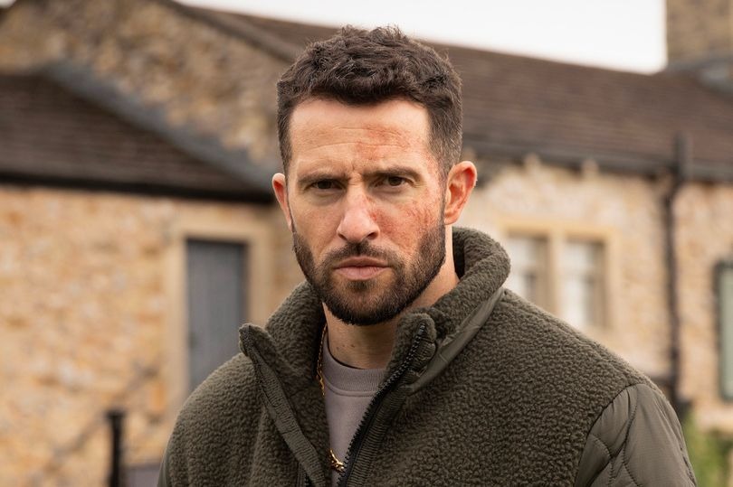 ITV Emmerdale fans ‘rumble’ another comeback as Ross Barton star ‘lets slip’ return details