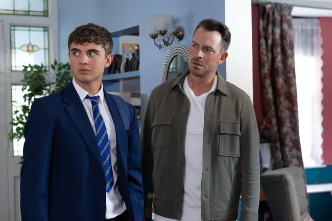 Hollyoaks spoilers: HEALTH FEAR? JJ Osborne collapses in court!