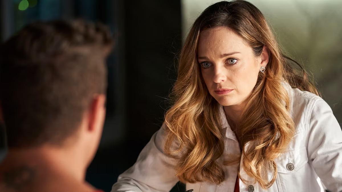 Home and Away star Penny McNamee reveals more on upsetting bullying ordeal