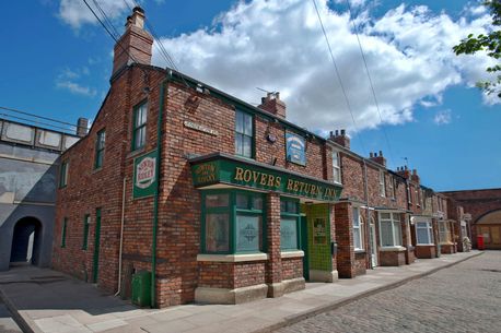 Coronation Street icon’s return shocks fans after going ‘missing’ – but there’s bad news