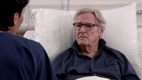 ITV Coronation Street fans ‘rumble’ cruel betrayal with Ken Barlow to ‘lose everything’