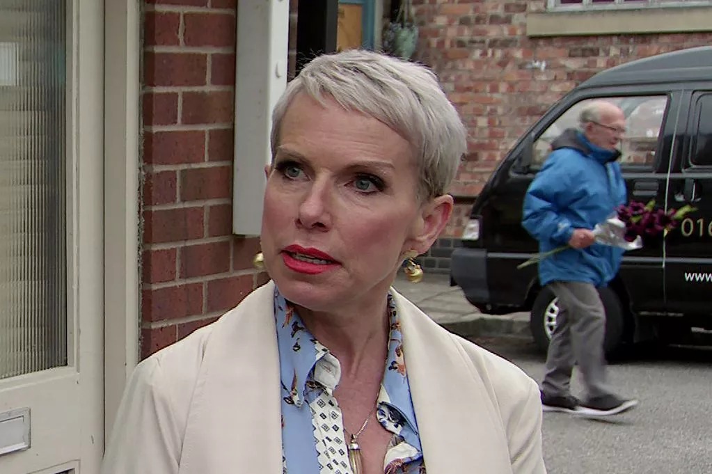 ITV Coronation Street Debbie’s dark secret ‘revealed’ about Bethany’s botched surgery