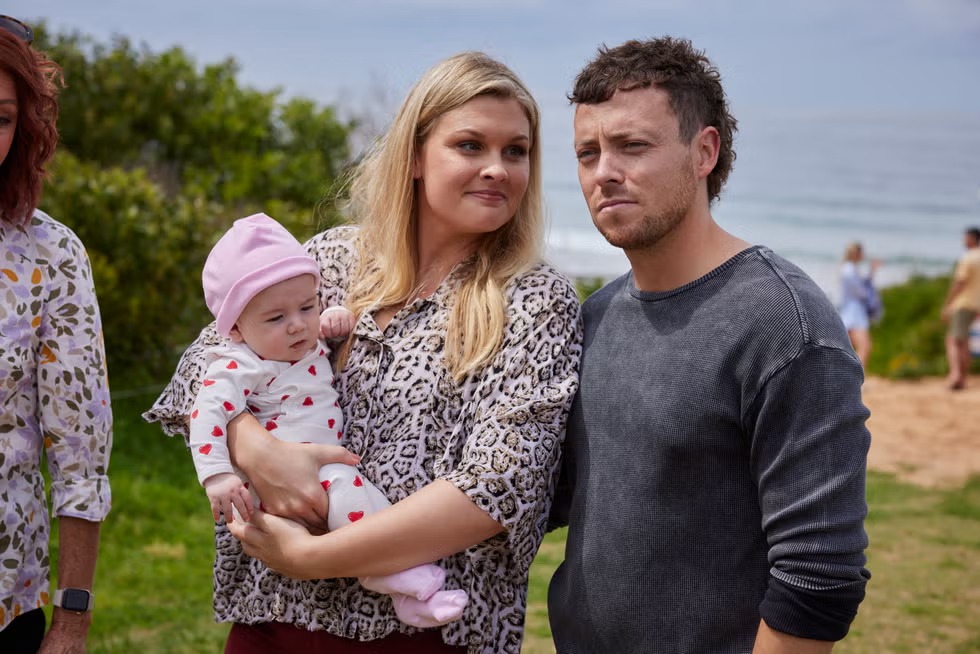 Home and Away star reveals River Boy drama as Dean returns