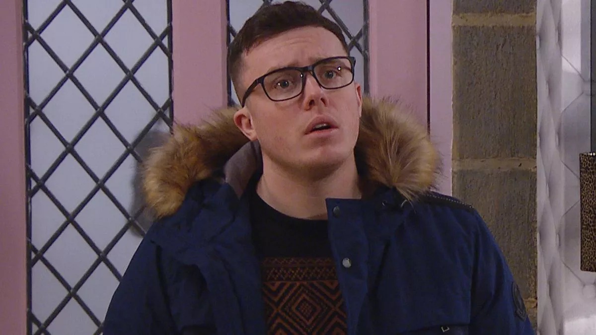 Emmerdale fans convinced they’ve ‘worked out identity of Vinny Dingle’s real dad’