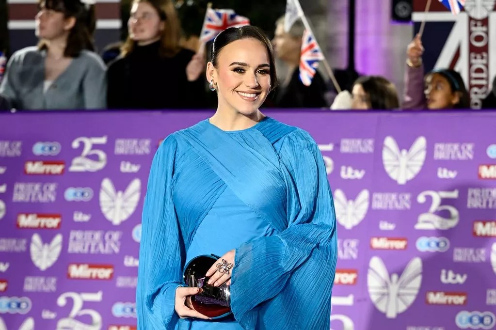 Ellie Leach supported by Coronation Street and Strictly Come Dancing stars as she shares ‘honour’