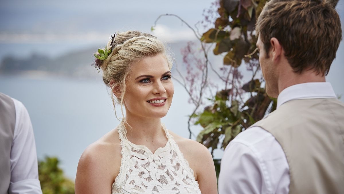 Former Home and Away star Bonnie Sveen reflects on exit from soap