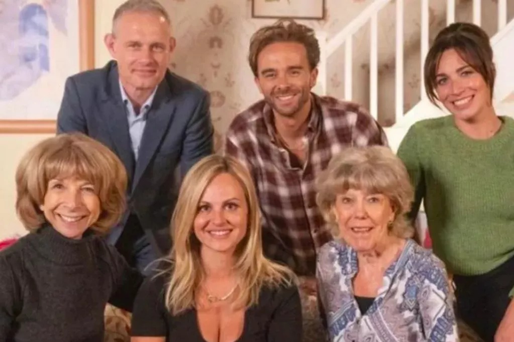 Coronation Street Platts ‘to leave cobbles’ after 50 years as new owner of home ‘revealed’