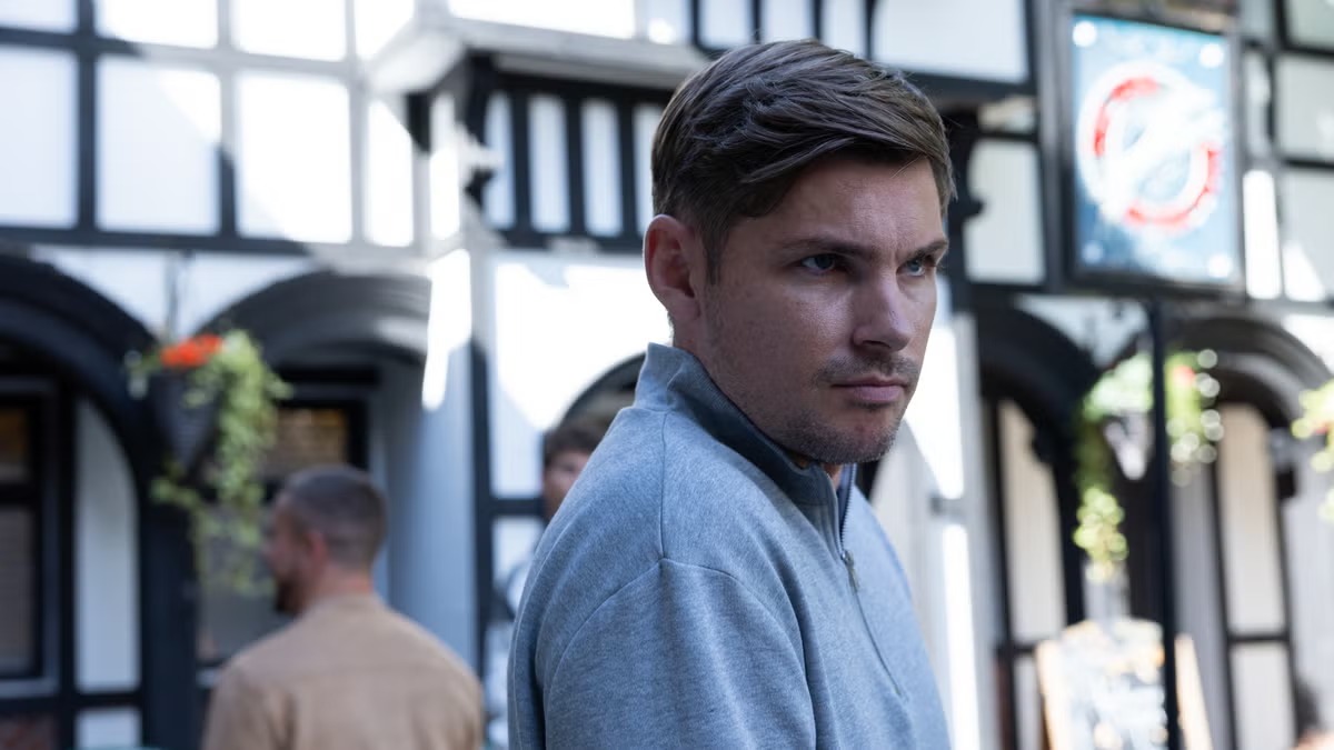 Hollyoaks’ Ste to face another setback after village return