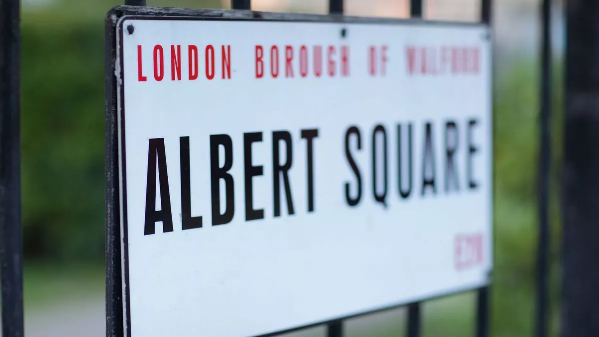 BBC issue urgent EastEnders schedule change after Laura Kuenssberg’s Boris Johnson gaffe