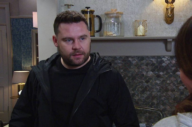 Emmerdale star Danny Miller’s famous dad who’s ‘the best in the business’