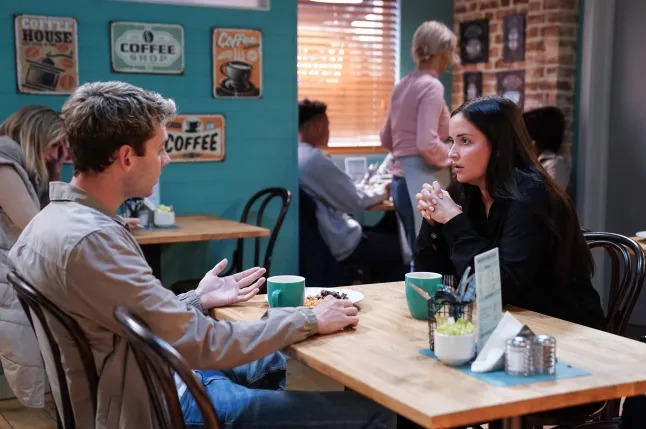 Pregnant Lauren’s desperate struggle gets even worse in EastEnders