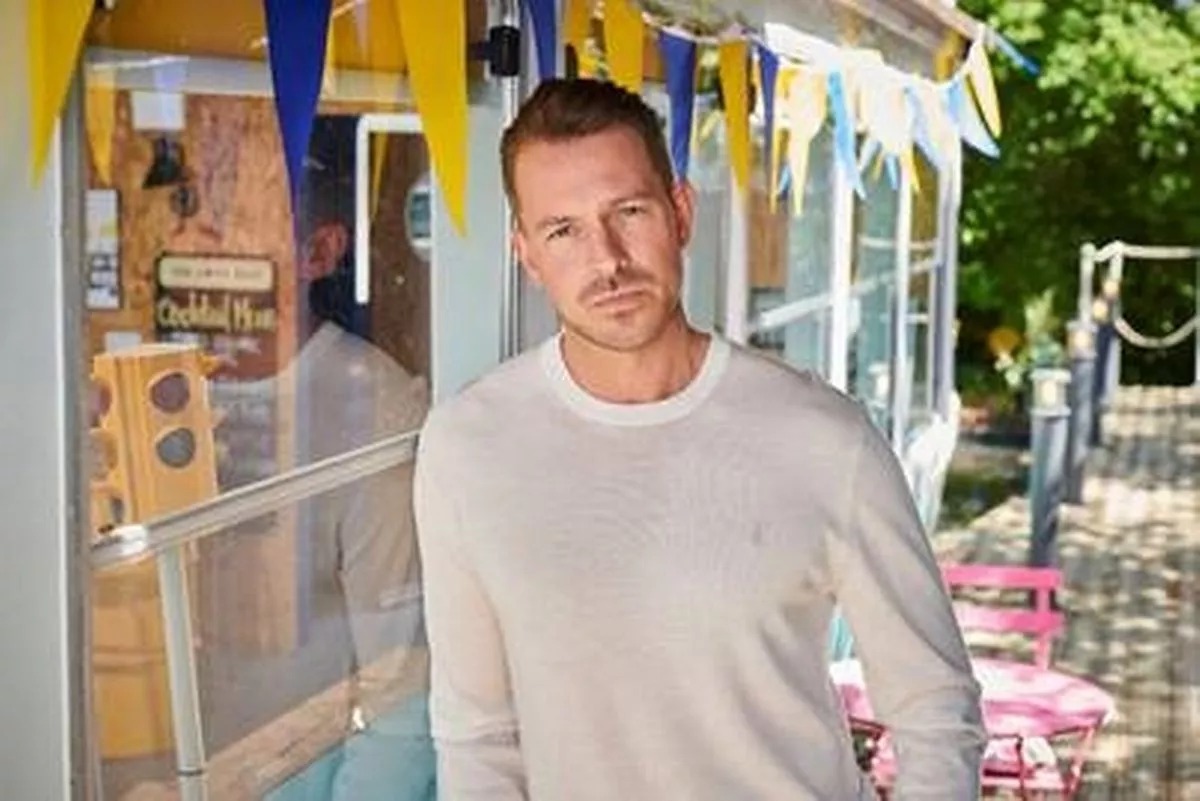 Hollyoaks confirm devastating Darren update and Christmas wedding plans confirmed