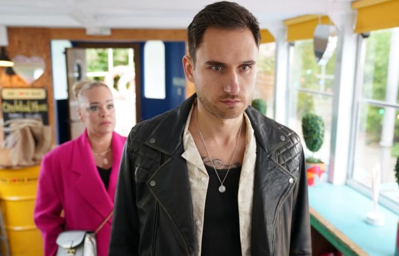 Hollyoaks’ Freddie and Grace to split after major Lexi reveal