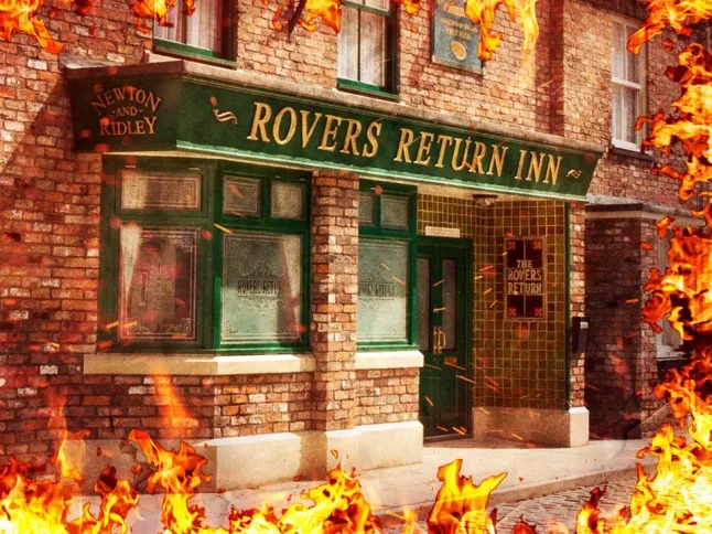 Coronation Street filming pictures ‘confirms’ characters caught up in huge fire