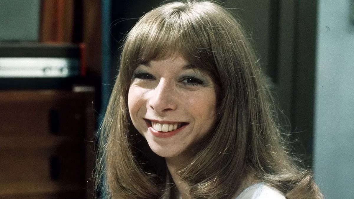 Gail Platt unrecognisable in first ever scene as ITV Coronation Street airs montage of 50 years