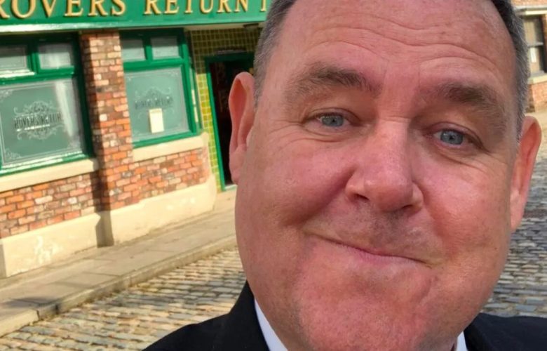 Coronation Street star Tony Maudsley admits crippling nerves struck while taking part in The Chase