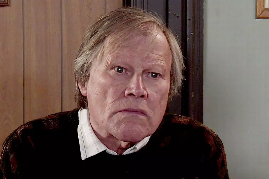 Coronation Street fans all say same thing about Roy Cropper in his first ever scene on soap