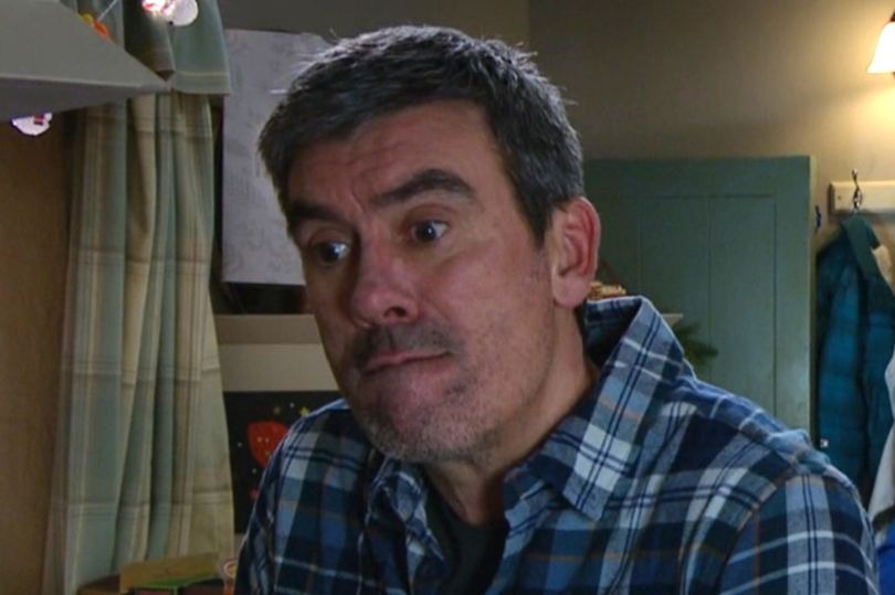 ITV Emmerdale’s Cain Dingle ‘makes sudden exit’ from the village after visit from unwanted guest