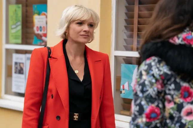 Nicola explodes major Sharon and Phil passion secret in EastEnders