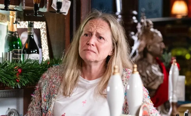 EastEnders fans blown away by ‘phenomenal’ Kellie Bright in ‘powerful’ Linda episode