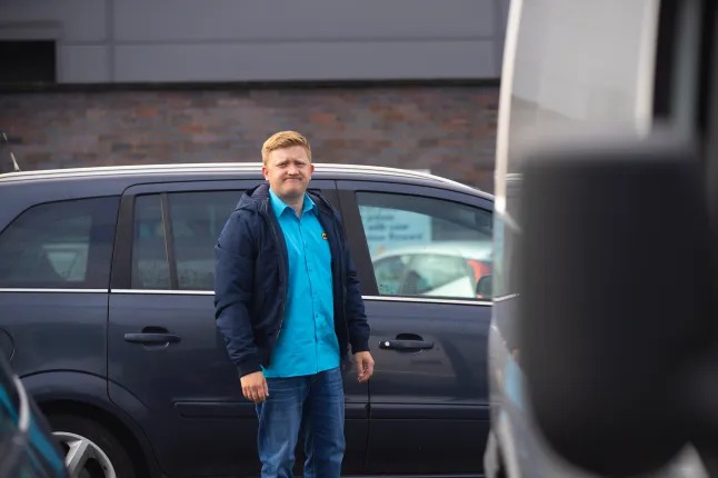 Coronation Street fans ‘work out’ identity of mystery man in the van – and it’s very unexpected