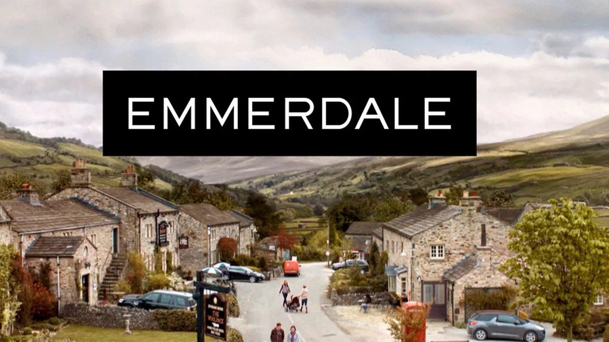 Emmerdale couple torn apart as fans ‘work out’ tragic Cain Dingle twist