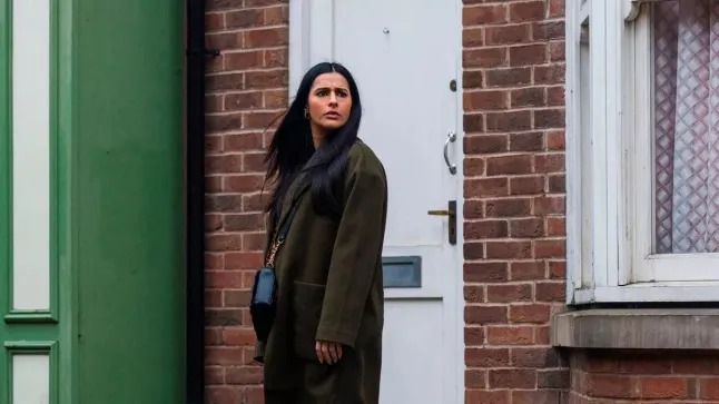 Torn Alya shamed for defending Mason’s killer in Coronation Street