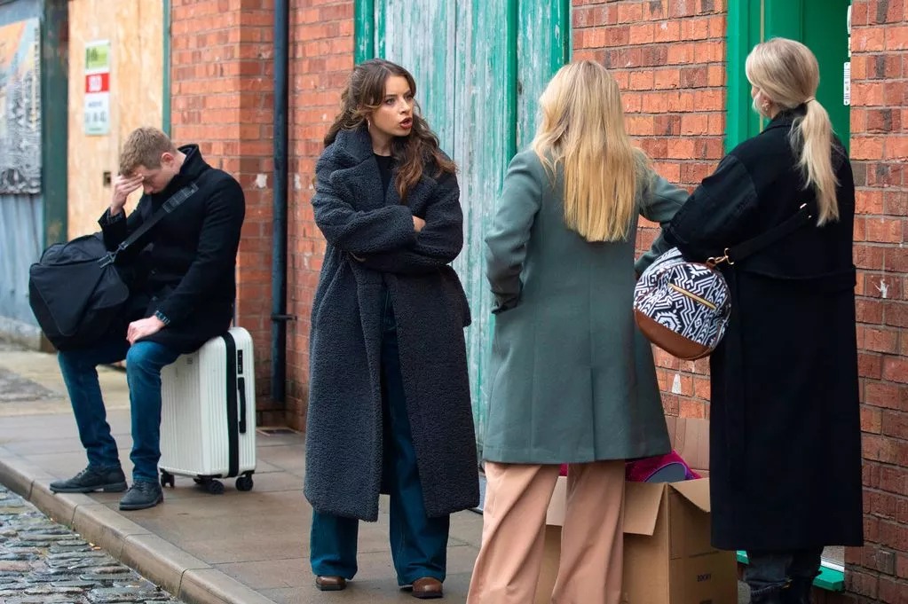 ITV Coronation Street top spoilers see Daisy’s baby daddy revealed and double exit ‘sealed’