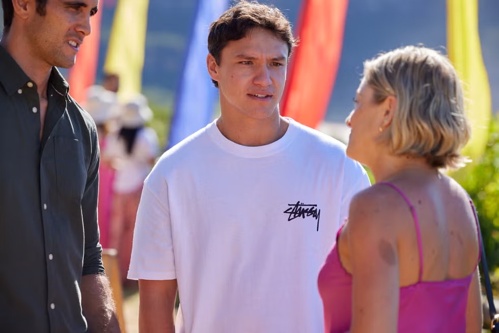 Home and Away’s Tane and Harper to keep a secret in baby plot