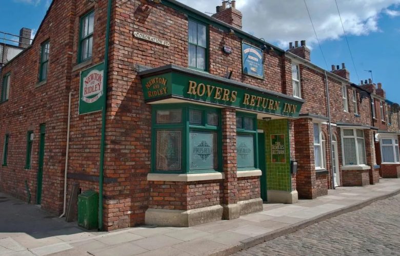 Coronation Street favourite returns after four years in heartbreaking twist