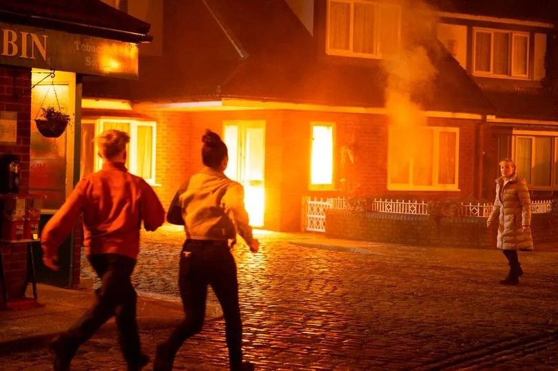 Coronation Street fans spot ‘real culprit’ behind Platt house fire and it’s not David