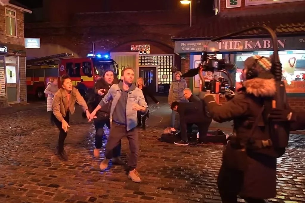 ITV Coronation Street exclusive ‘behind the scenes’ footage of the Platt’s fire