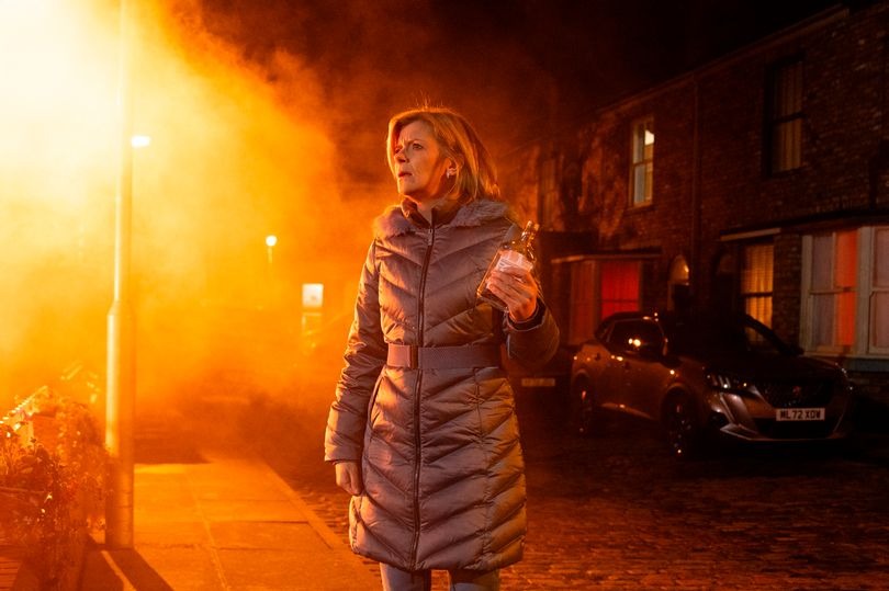 Coronation Street’s Platt home fire: Who is in the frame for the horrifying blast with loved ones trapped inside