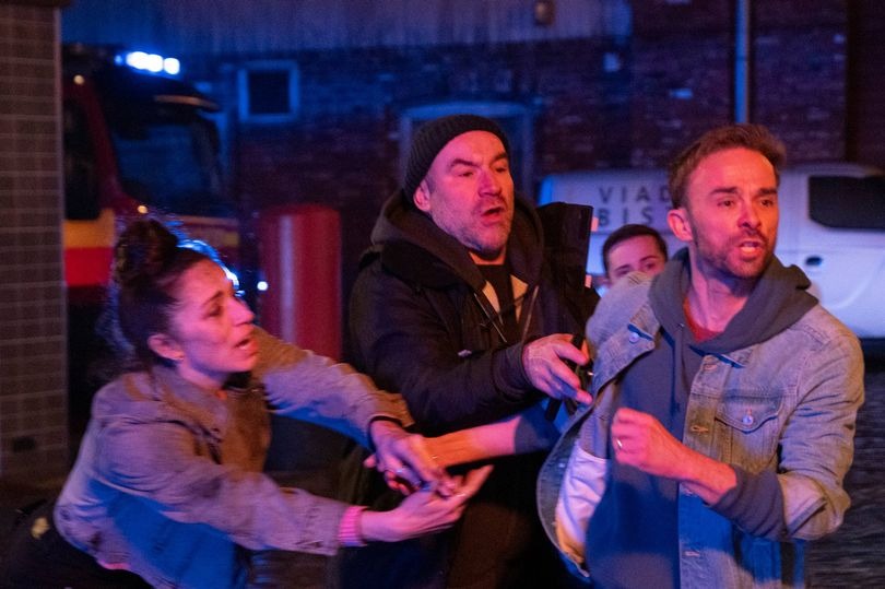 ITV Coronation Street star announces shock exit despite huge storyline