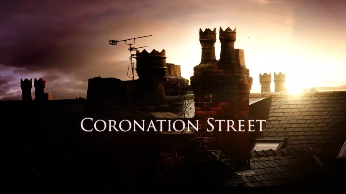 Coronation Street’s real life romances: Secret fling, love triangle and a postponed wedding