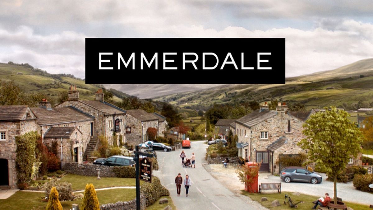 ITV schedule shake-up as Emmerdale extended for very special reason