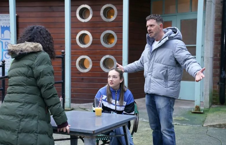 Hollyoaks spoilers: Blame game! Kat Omari accuses Darren of assault!