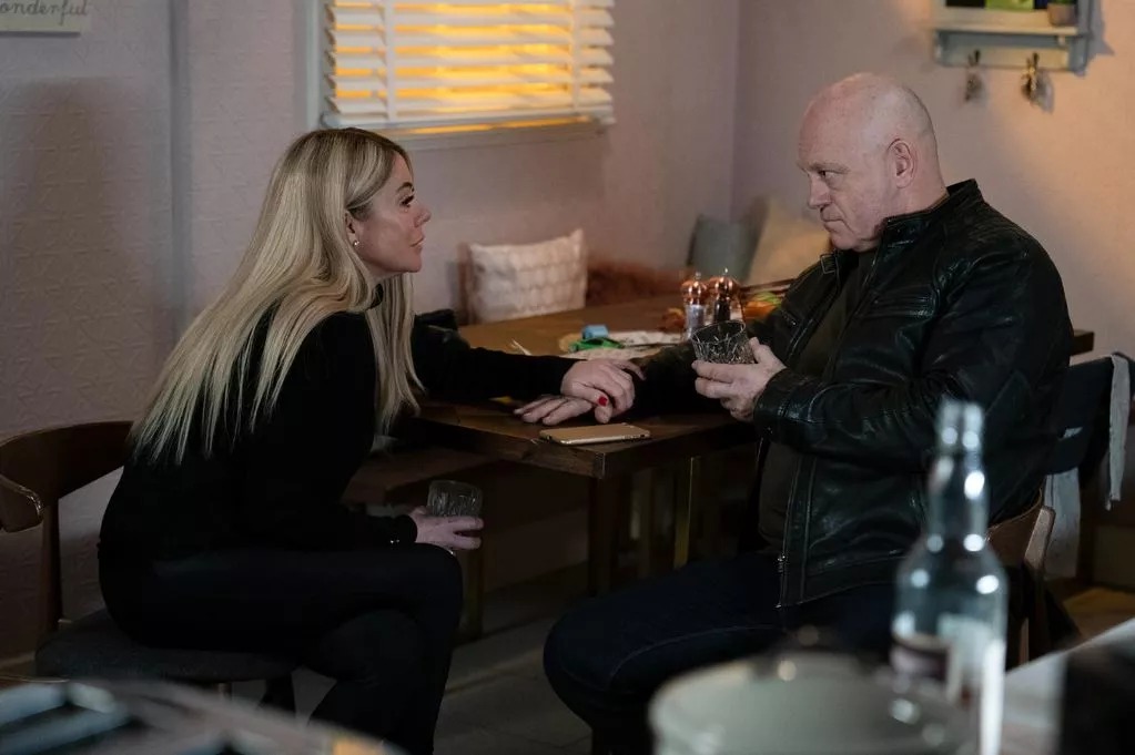 BBC EastEnders’ Sharon Watts grows closer to Grant Mitchell as huge secret revealed