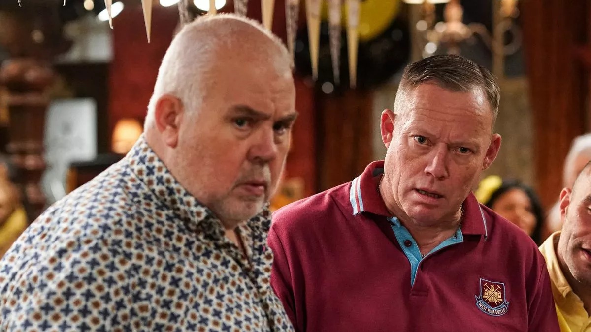 EastEnders’ legend’s emotional two word statement as he returns to soap after 16 years