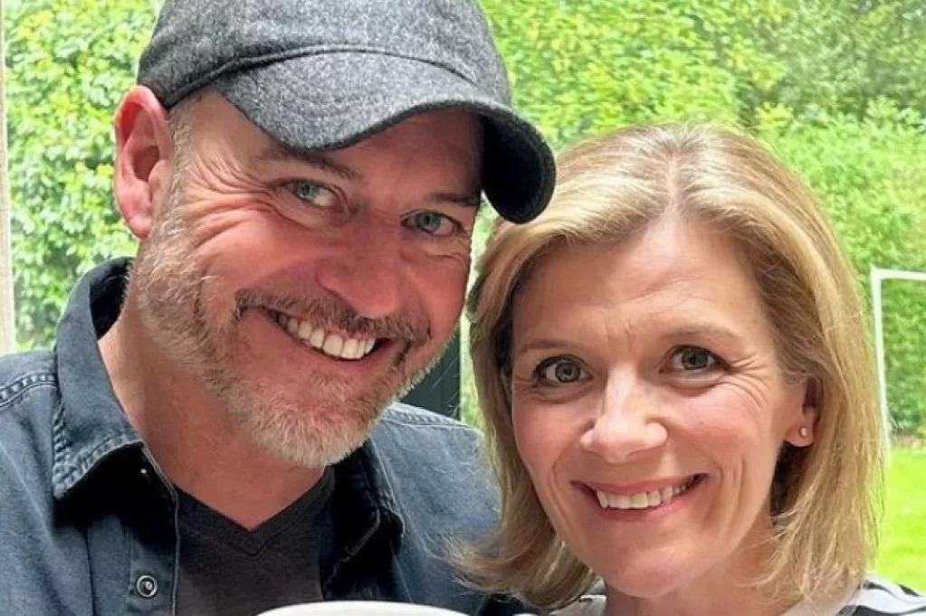 Coronation Street star Jane Danson flooded with messages over rare family update with ‘crazy’ realisation