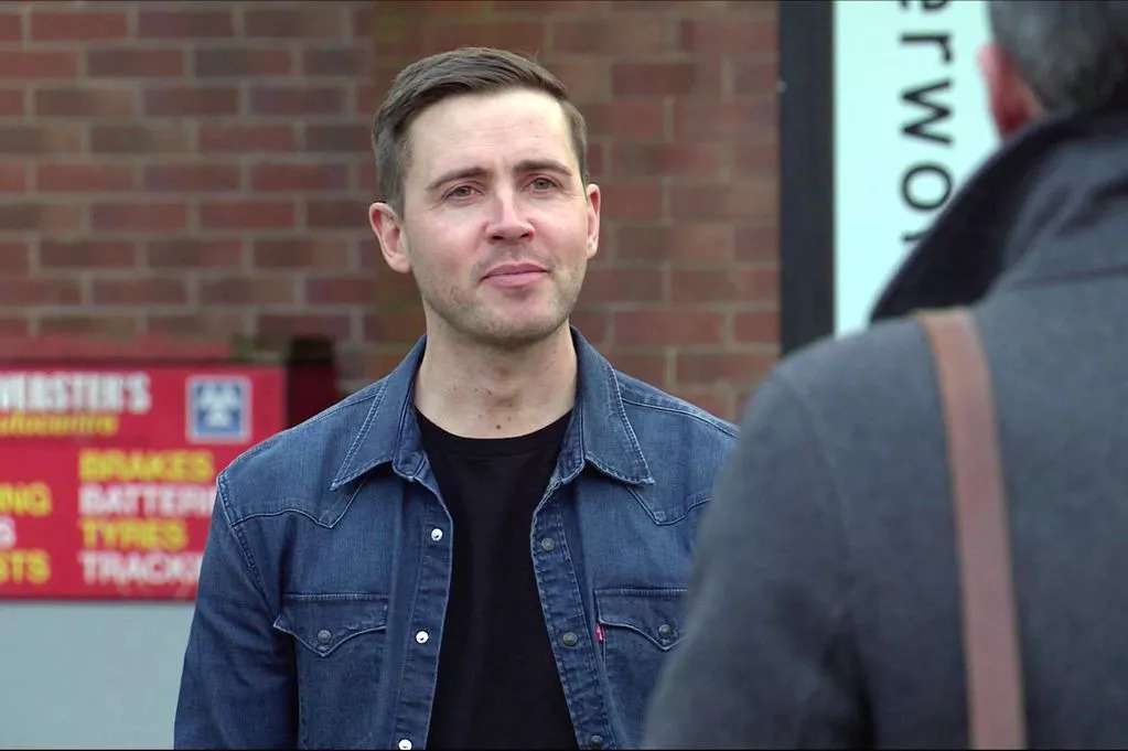 Coronation Street reveals Todd Grimshaw’s new love interest – and actor’s son of famous face