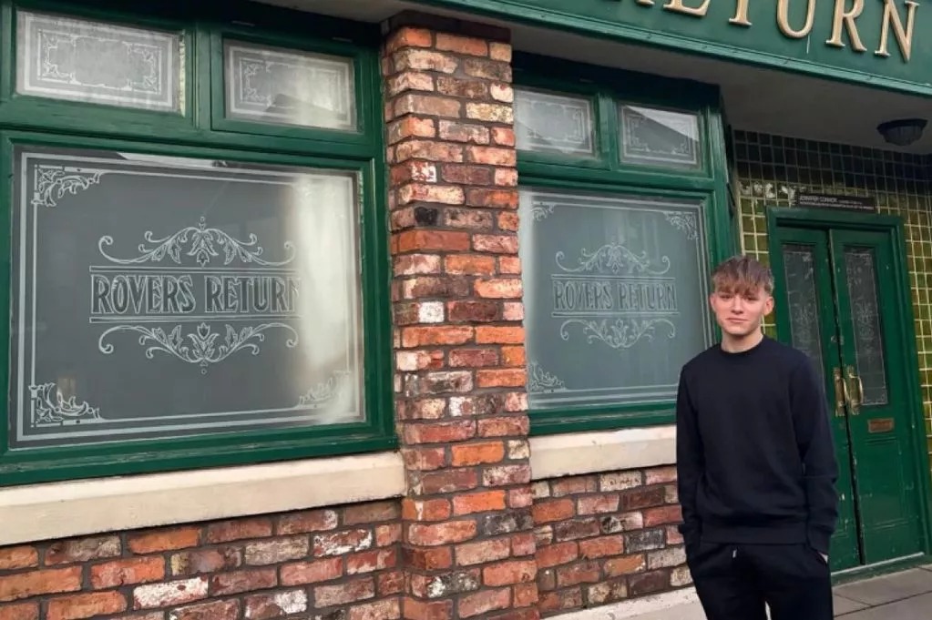 Coronation Street’s Max Turner star declared love by co-stars as he confirms final scenes in exit message