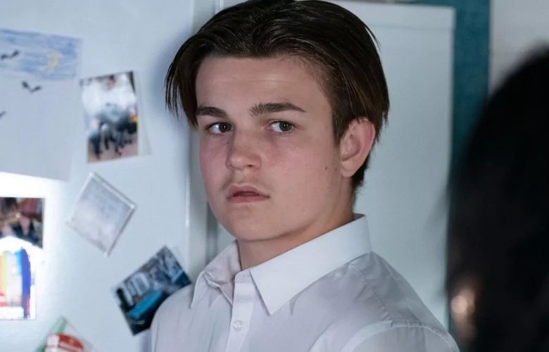 EastEnders fans ‘rumble’ identity of Tommy’s friend – and it’s bad news for Kat